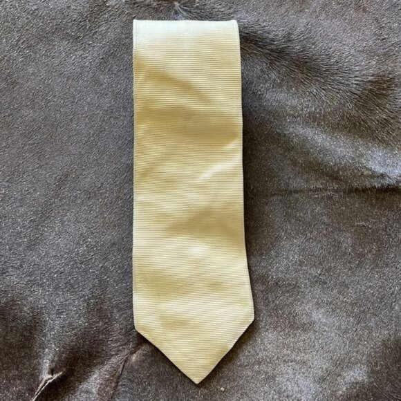 Burberry London Striped Yellow Silk Tie - Picture 1 of 5